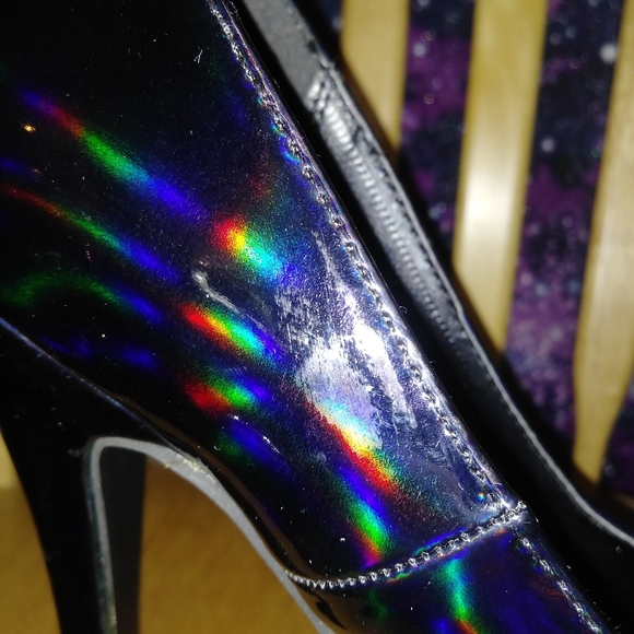 Liliana Holographic Black Heels - Picture 2 of 2